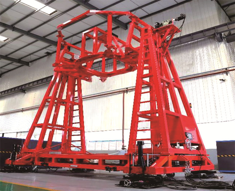 大型可展開(kāi)天線翻轉(zhuǎn)架