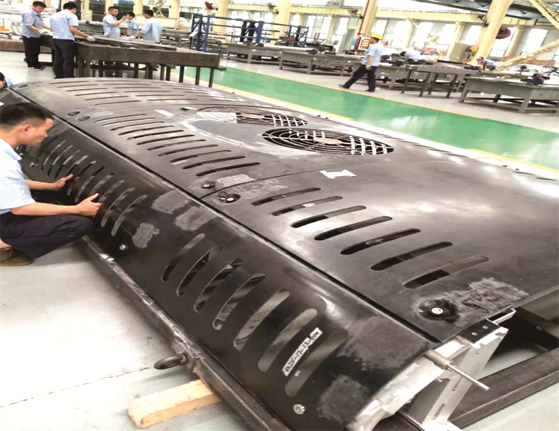 以色列輕軌墻板、頂板和裙板